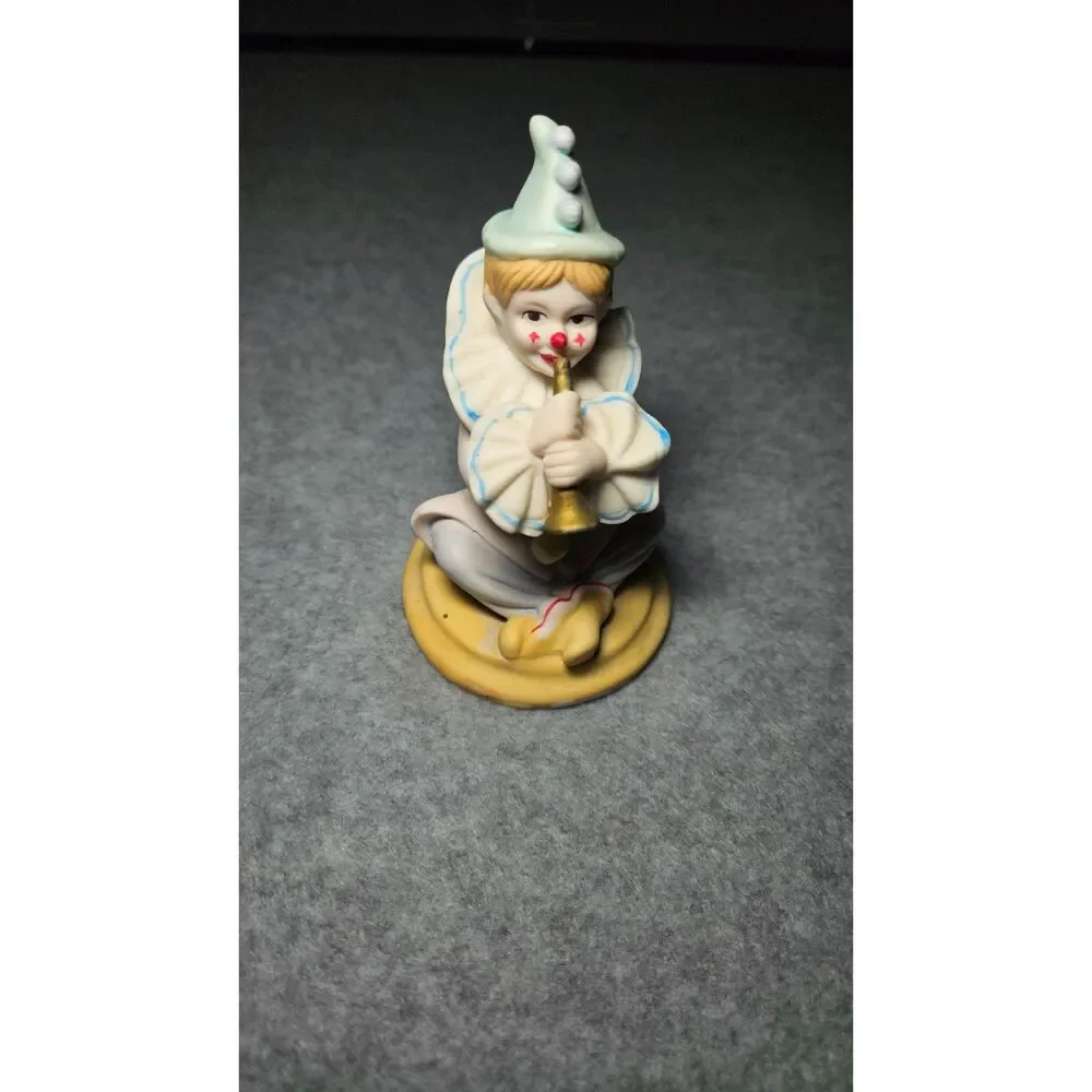 N/A vintage bisque